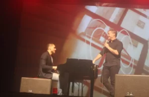 PEDRO MARIANO REENCONTRA SEU PÚBLICO NO TEATRO BRADESCO - FOTO BY REVISTA ELETRICIDADE (VALÉRIA MARAVIGLIA)