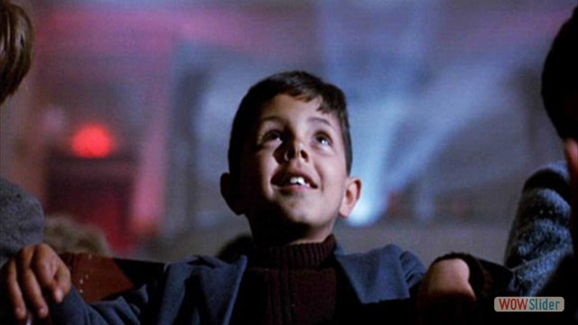 5. Cinema Paradiso (Cinema Paradiso, 1988)
